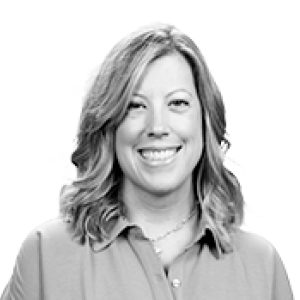 Danielle McKlveen - Portrait