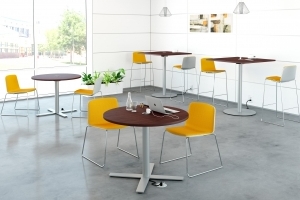 Sienna X Cafe Power Table